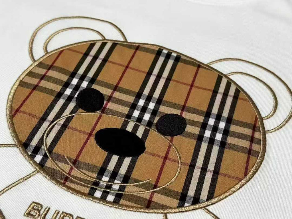 Embroidered bear t-shirt